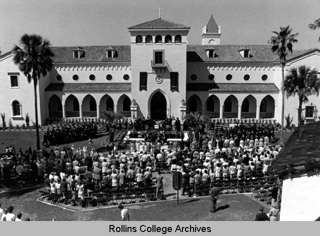 RollinsArchives's tweet photo. Happy New Year, everyone! #OlinLibrary is back open today.
Photo - Olin Library Dedication in 1985
#RollinsCollege #RollinsLife https://t.co/vl3A4eathY