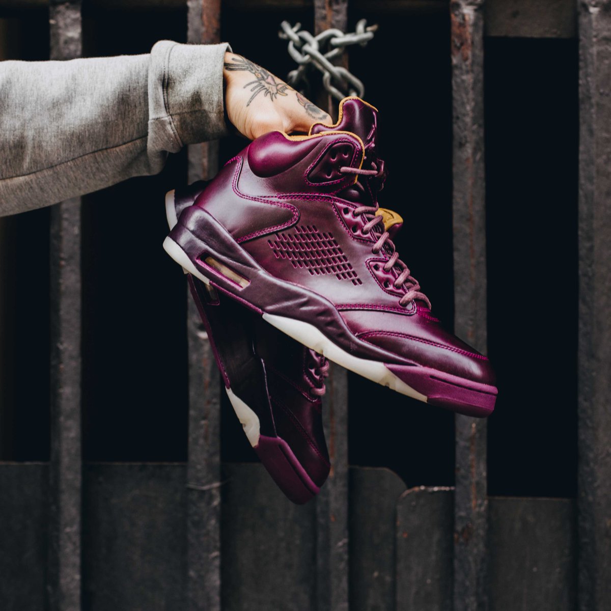 jordan 5 bordeaux on feet