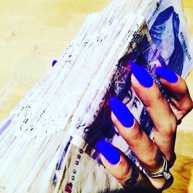 BbhealthNetwork's tweet photo. #HANDSUP Who has spent a lot of money over Christmas and New Year? 🙋🏼  Could you do with an extra pay cheque each month? 💸  If you answered #YES to either (or probably both 😂🙈) then hit #LIKE or pop me a message 💌 I may have something for you 🙊💋👌🏼 #bbhealthnetwork https://t.co/anndqB6aQ3