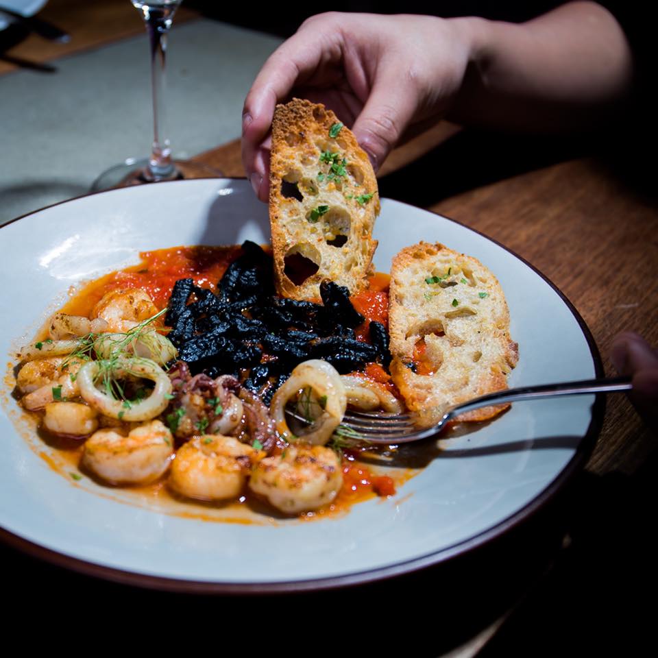 <a href="/LiciousTO/">Winterlicious/Summerlicious</a> is back January 26 - February 8! Participating #WestQueenWest Restaurants: <a href="/Banutoronto/">BANU</a> <a href="/ChurchAperitivo/">Church Aperitivo Bar</a> <a href="/thedrakehotel/">The Drake</a> <a href="/enticelounge/">Entice Restaurant & Lounge</a> <a href="/FondaLola/">ceniza cocktail bar</a> @Harlem1920 @fidelgastros' #LisaMarie <a href="/LokaToronto/">Loka</a> <a href="/Milagro_Cantina/">Milagro Cantina</a> <a href="/nocerestaurant/">Noce Restaurant</a> toronto.ca/explore-enjoy/… #WQW #LiciousTO