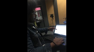 HeinzEndow's tweet photo. Founders of the band .@inkmusic01, Rob Thompson and Raynard Lucas (l to r) in the .@ymcalighthouse studio discussing their June album release, explaining their project management system and how mentor Ja’Sonta Roberts supports the band. #transformpgh https://t.co/aorfmE1YTr