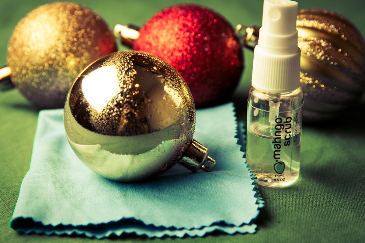 mahngolife's tweet image. The holidays still aren't over for #Mahngo! Get premium mobile accessories for 50% OFF when you spend $25 or more on mahngo.com!