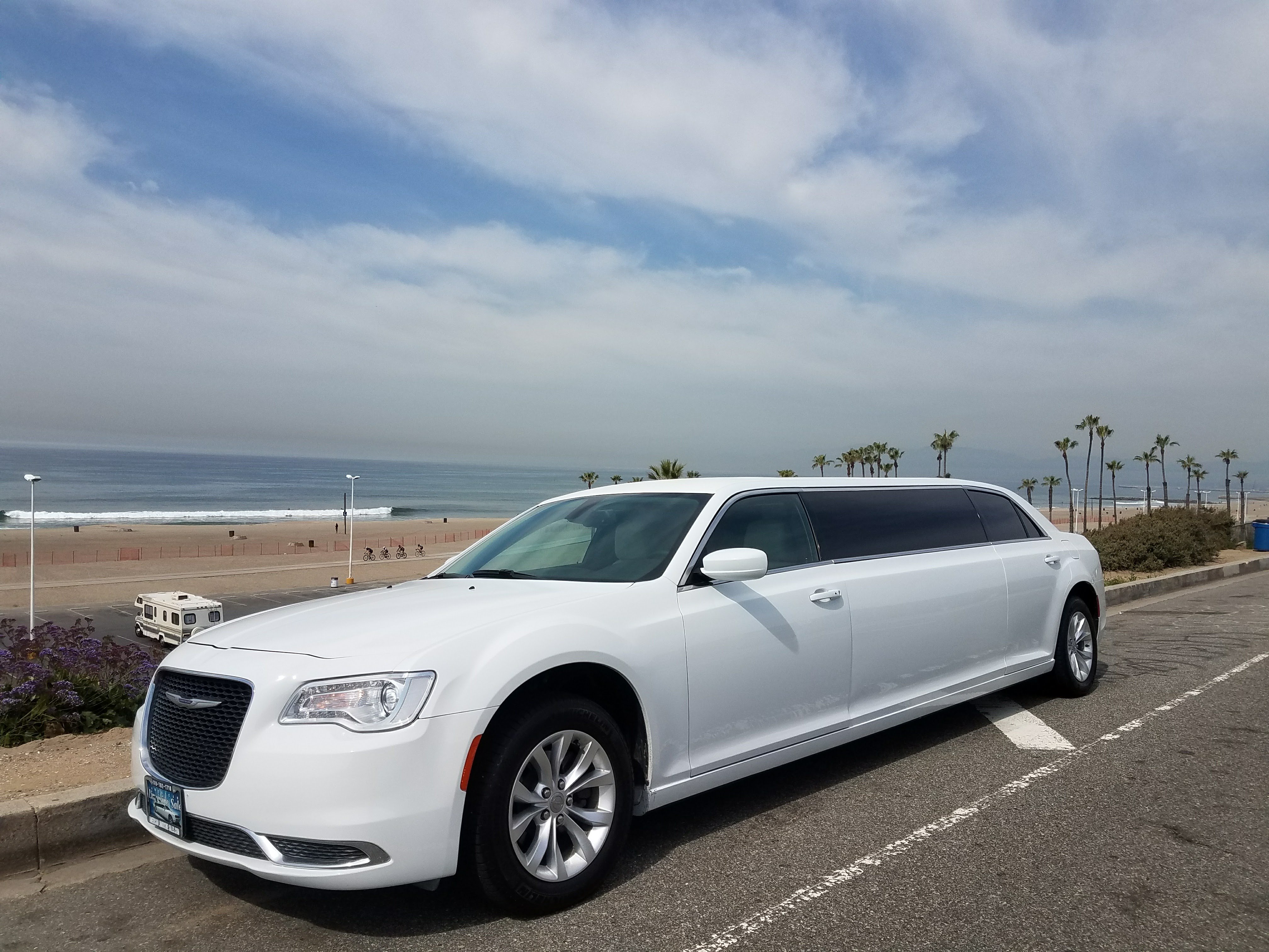 Chrysler Limousine 2021