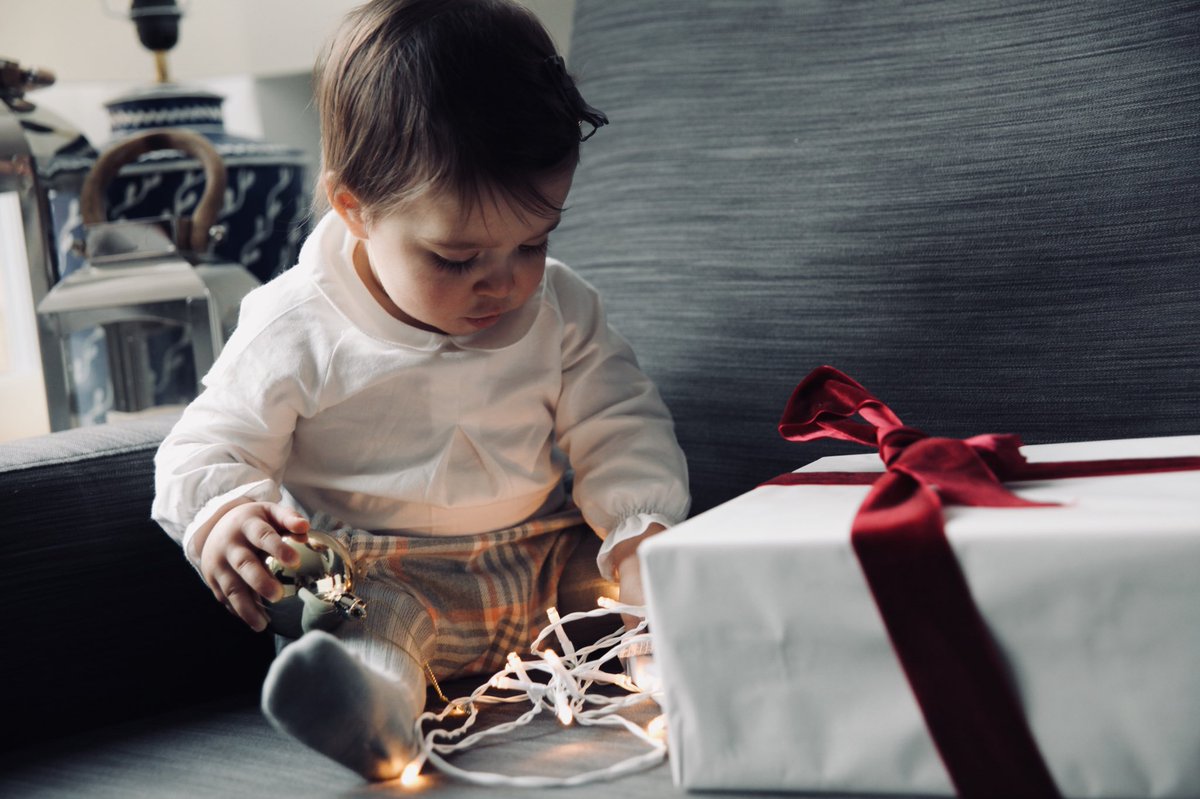 Take Down the Tree:

1. Taking off ornaments and lights
2. Hauling the tree to the curb
3. Cleaning up needles
.
.
.
.
.
.
.
 #shopkidsfashion #shopkidsfashion #londonblogger #childrenblog #kidsblog #westlondon #fridays #rikikikids #rikikilondon #londonmums #mummie