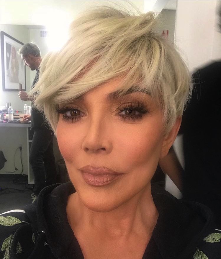 On Twitter Kris Jenner Looks Like She S A Gay Filipino Boy