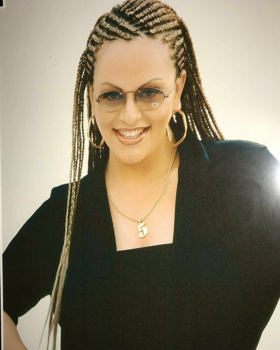 MariaSa73004989's tweet photo. from @jennirivera  -  Juan Lopez be like: "Got the baddest chick in the game wearing my chain." #ElCinco  - #JenniRivera #JenniRiveraLegado #SimplementeJenni #JenniVive #WestCoastWednesday
#JenniRiveraLegado4 https://t.co/snkhyer5sm