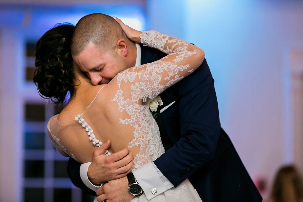 ManorHouseCO's tweet photo. Cristina &amp; Joe | December 31, 2017 https://t.co/CxrOEiiDnY https://t.co/wfjLdqmSr1