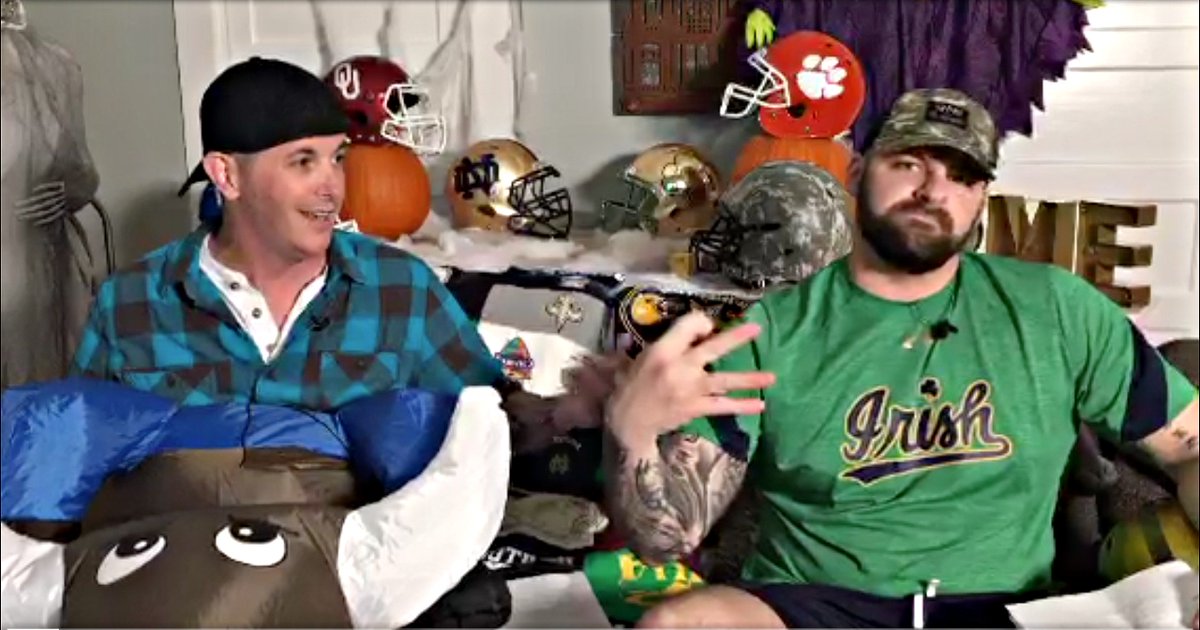 ESPNFrontRow's tweet photo. .@jasonfitz talks about his #ChampDrive chemistry with @MGolicJR57, Twitter show's growth from @espngolic's basement to @MBStadium spotlight https://t.co/bLeRXchGE9 https://t.co/OP1HEXdN1o