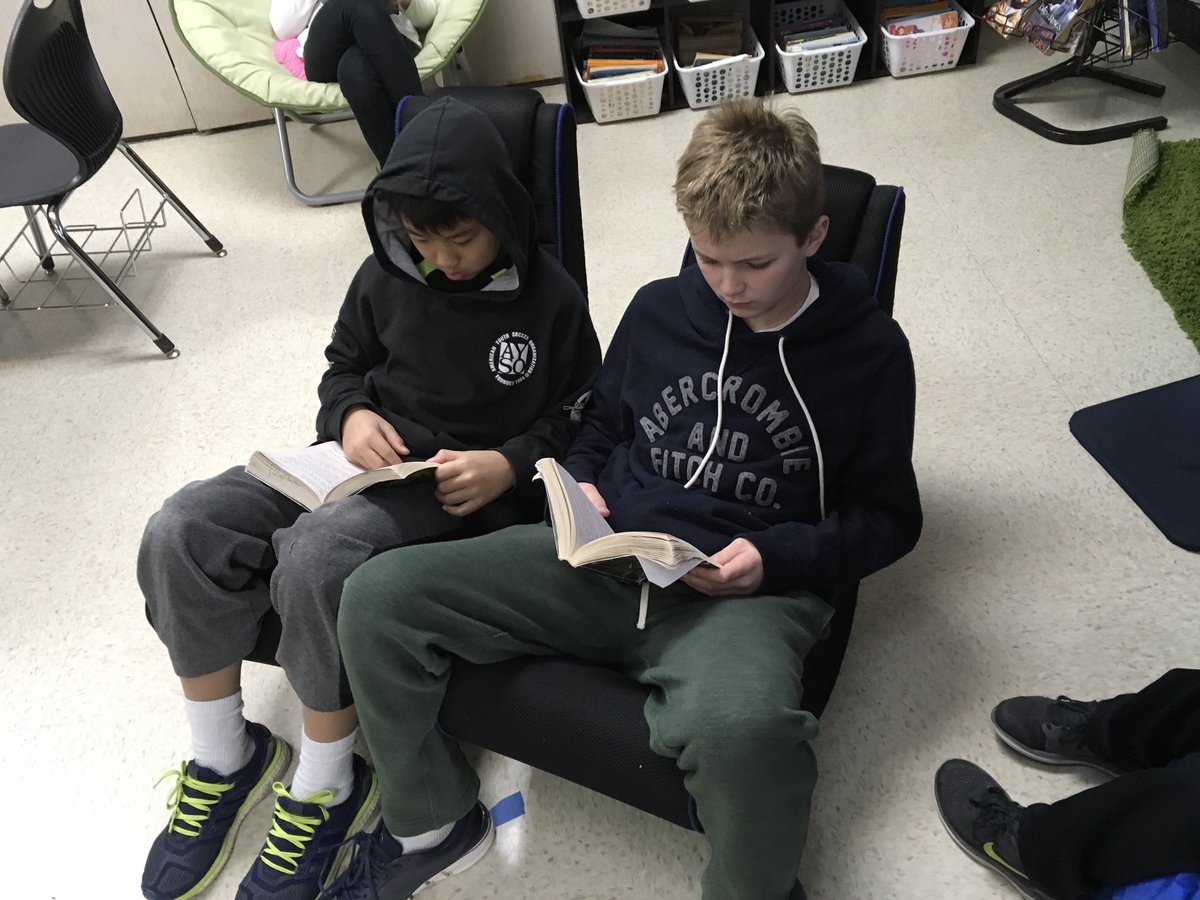 Ms_Ward_'s tweet photo. We are off to a great start in 2018!! #wal109 #wardwal109 #engage109 https://t.co/zPdF1TJzPO