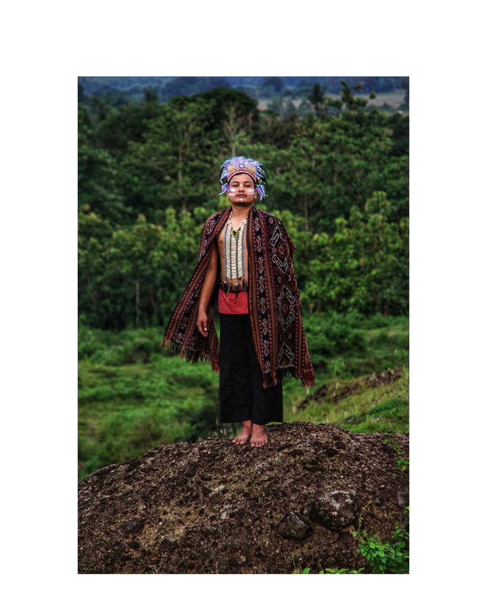 LamoPerdana's tweet photo. #latepost 
#perdanalamo #picnic #explorer #photoshoot #piknik #vacation #sumbatrip #liburan #ethnic #localtribe #instalike #travel #squad #friendship #instatravel #socialite https://t.co/5zKUwEJA2R