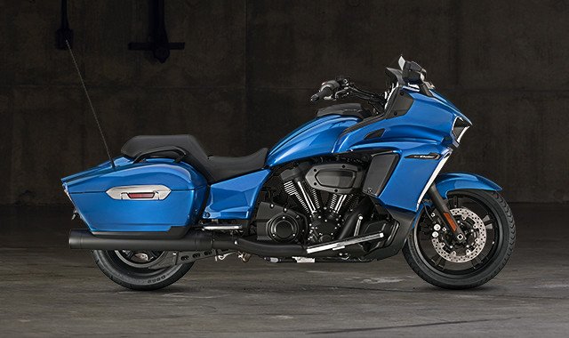 We've received our first 2018 Yamaha Star Eluder.
|
The engine is powerful, the speakers are clear, and the ride is just getting started. 
|
#Yamaha #Star #Eluder #Venture #Vulcan #Voyager #Goldwing #GoldwingTour #Cruiser #Touring #Motorcycle #Bridgestone #BlueTooth #TouchScreen