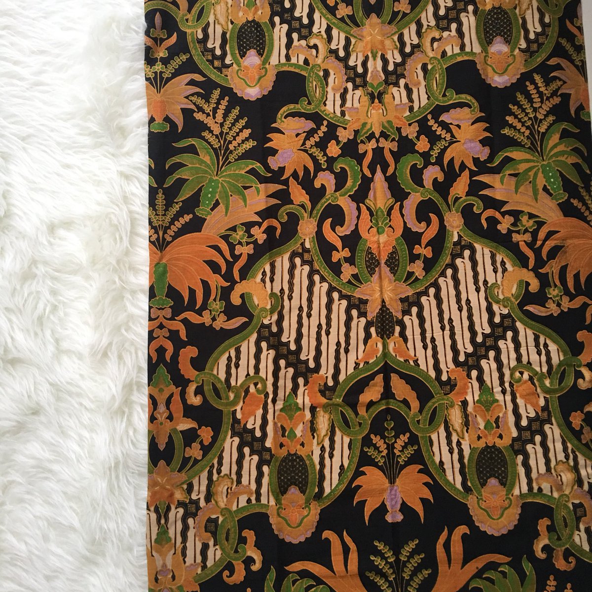 RedbloomStore's tweet photo. Bahan : Katun
Ukuran: 2,4m x 1,1m
Harga: 84rb
Jenis batik: printing
.
.
#jualbatik #kainbatik #kainbatikmurah #batikseragam #batikkerja #batikjogja #batiksolo #adsreseller #twitreseller https://t.co/MWLiUxT4GA