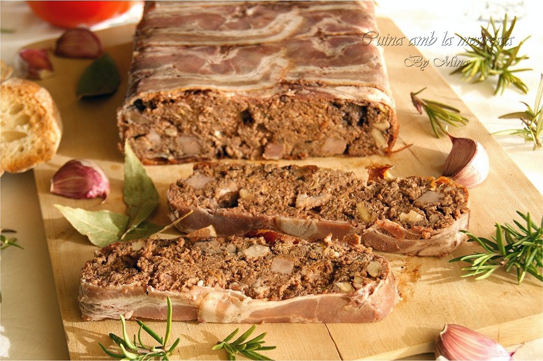 CuinaMestressa's tweet photo. Paté muntanyenc/montañés {pa de fetge} #Terrinas #Patés #PaDeFetge #CocinaTradicional #Aperitivos #Tapas #ComidasCenasInformales #RicoRico https://t.co/5ZE2RfF6LG https://t.co/HsgeHPUMOm