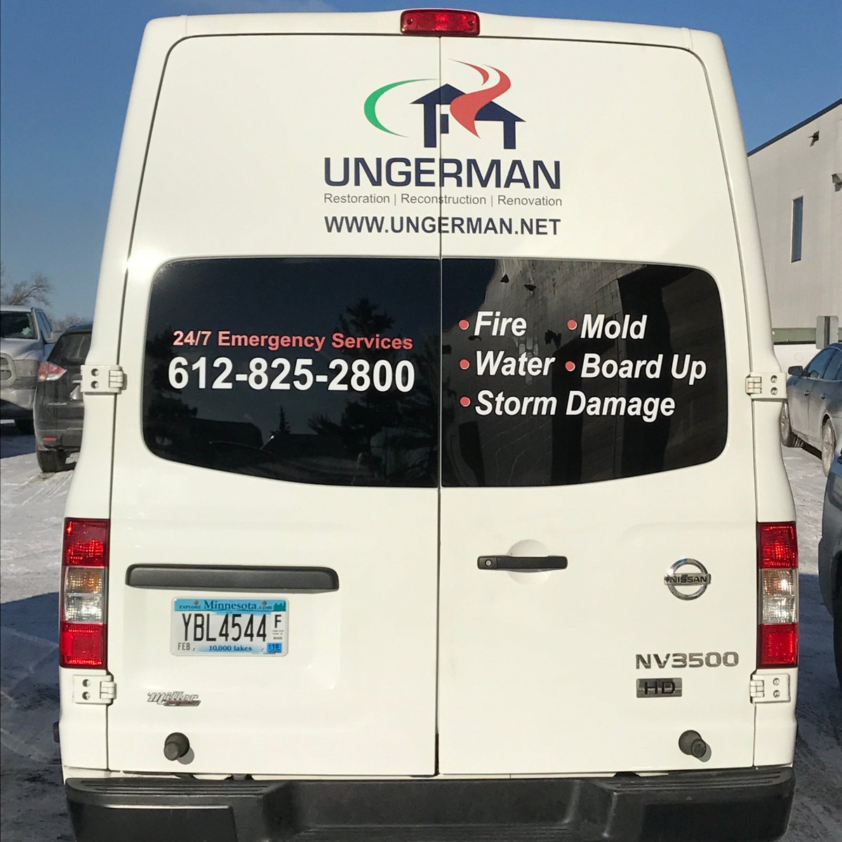 UngermanInc's tweet photo. Our Team has been busy preforming water mitigation due to broken pipes this week.  If you get a broken pipe and have water leaking inside give #UNGERMAN a call at 612-825-2800.  Our trucks are loaded up and we are ready to help. https://t.co/2wkTgRIfFH