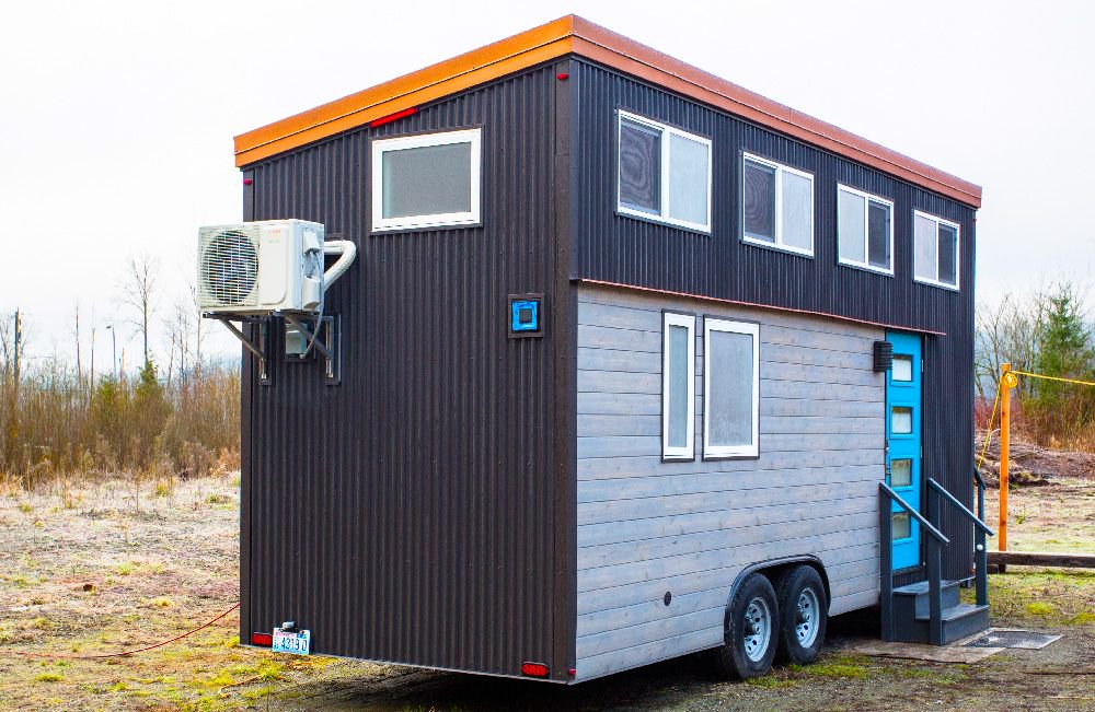 seattletinyhome's tweet photo. Who is coming to the Open House this weekend??? If you're near Duvall, drive on over and step inside the alki! email us at: tours@seattletinyhomes.com #tinyopenhouse #customtinyhouse #tinyhouseonwheels https://t.co/X6d27OoHbv