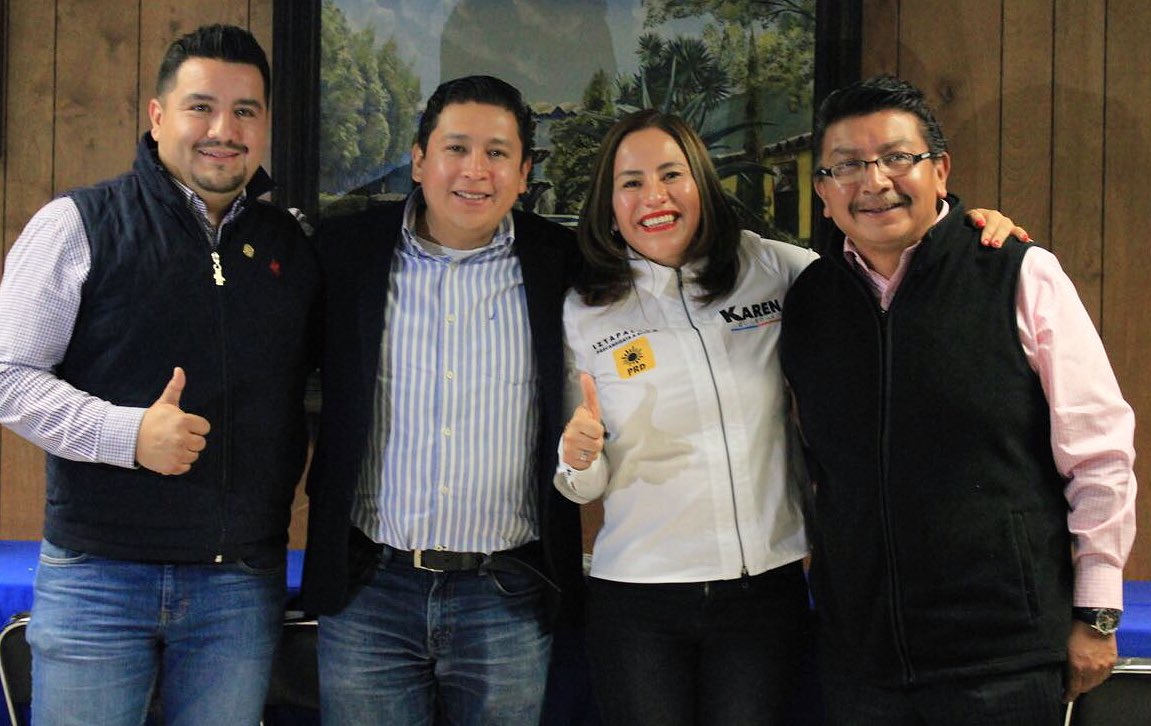 KarenQuirogaA's tweet photo. Reconozco el respaldo de los dirigentes de PAN, PRD y Movimiento Ciudadano. Gracias por el encuentro de este día.
Trabajamos por el bienestar de las familias, seguros que juntos tenemos la mayor fuerza y fortaleza ¡Vamos Adelante! https://t.co/BGAMIH6azz