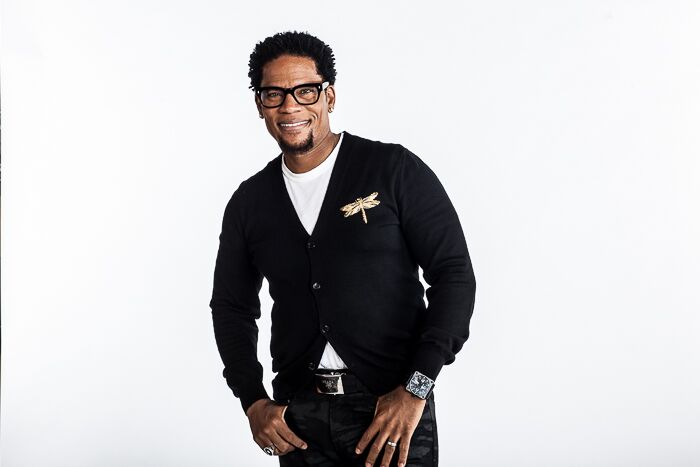 931wzak's tweet photo. @RealDLHughley is back on the radio, and he's got the first Little Note from the #GEDsection of 2018!! @DLHughleyRadio https://t.co/wfXNA8yYMC