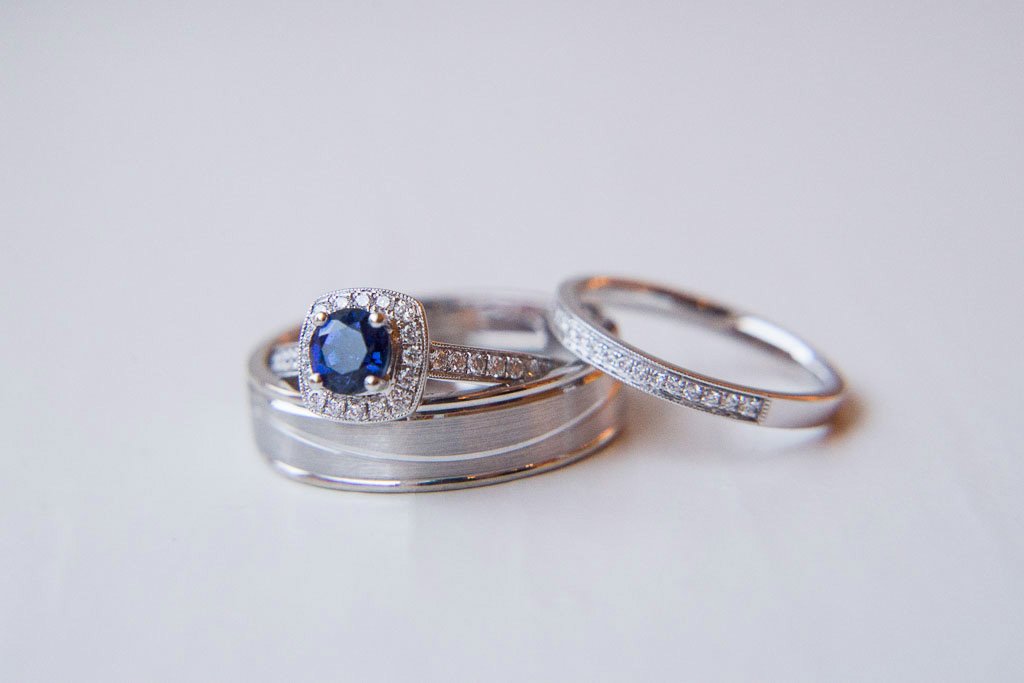 SCanadaPhoto's tweet image. My own #engagementstory happened almost 15 years ago, but I remember it like it was yesterday!  Sharing it on the blog today: ow.ly/DLC130hz70Q 

#engaged #kitchenerwedding #kwawesome #wedding #bridetobe #kitchener #waterloo #weddingphotographer