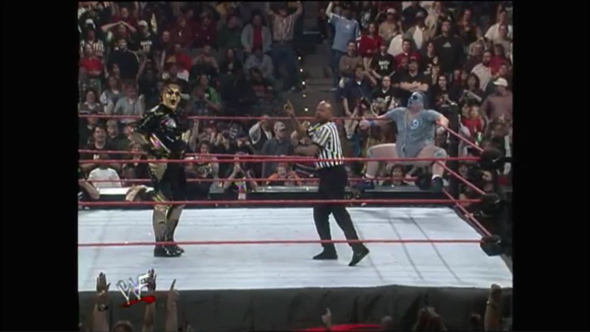 petegaden's tweet photo. Watching Saint Valentines Massacre on @WWENetwork starting off with @Goldust vs @BlueMeanieBWO #Bluedust great PPV. https://t.co/kkPU6ULFye