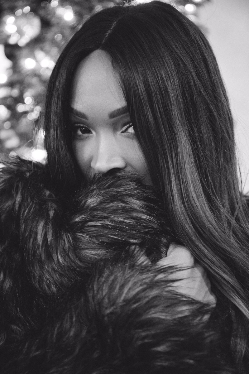 ForeverMalika's tweet photo. You can’t see me, but I’m watching you. https://t.co/vgkf5Lrj5q