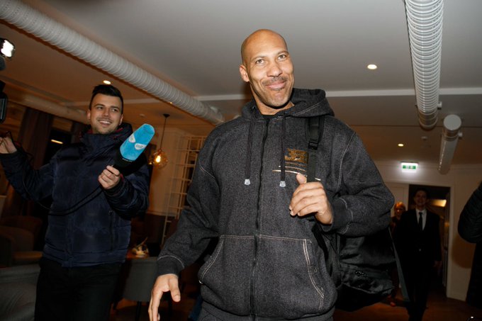 Προβολή εικόνας στο Twitter