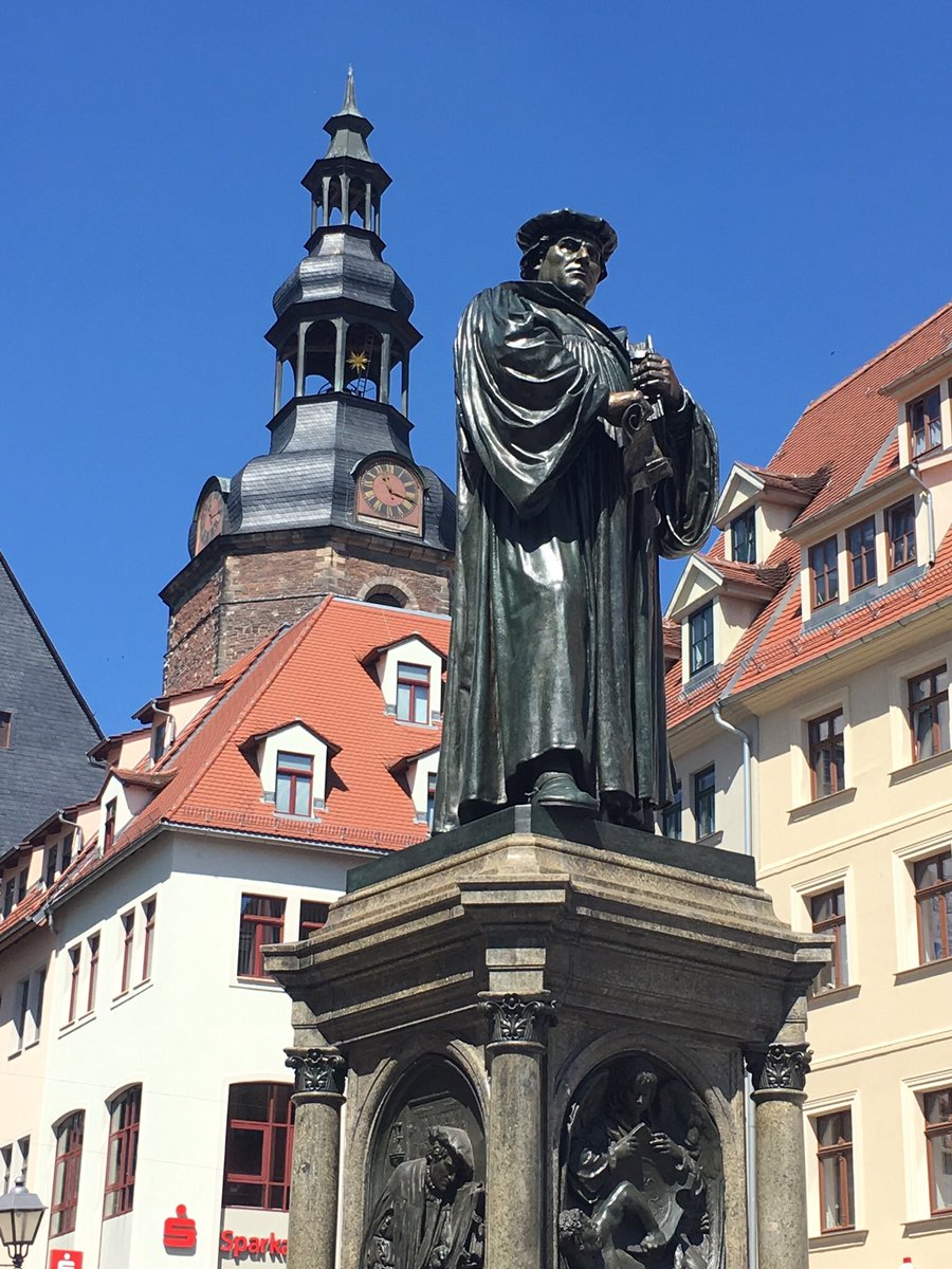 Stephen_Eccher's tweet photo. On this day in 1521 Martin Luther was officially excommunicated from the Roman Catholic Church by Pope Leo X via the papal bull Decet Romanum Pontificem. #Reformation500 #Ref500 https://t.co/lg1DdxLnTI