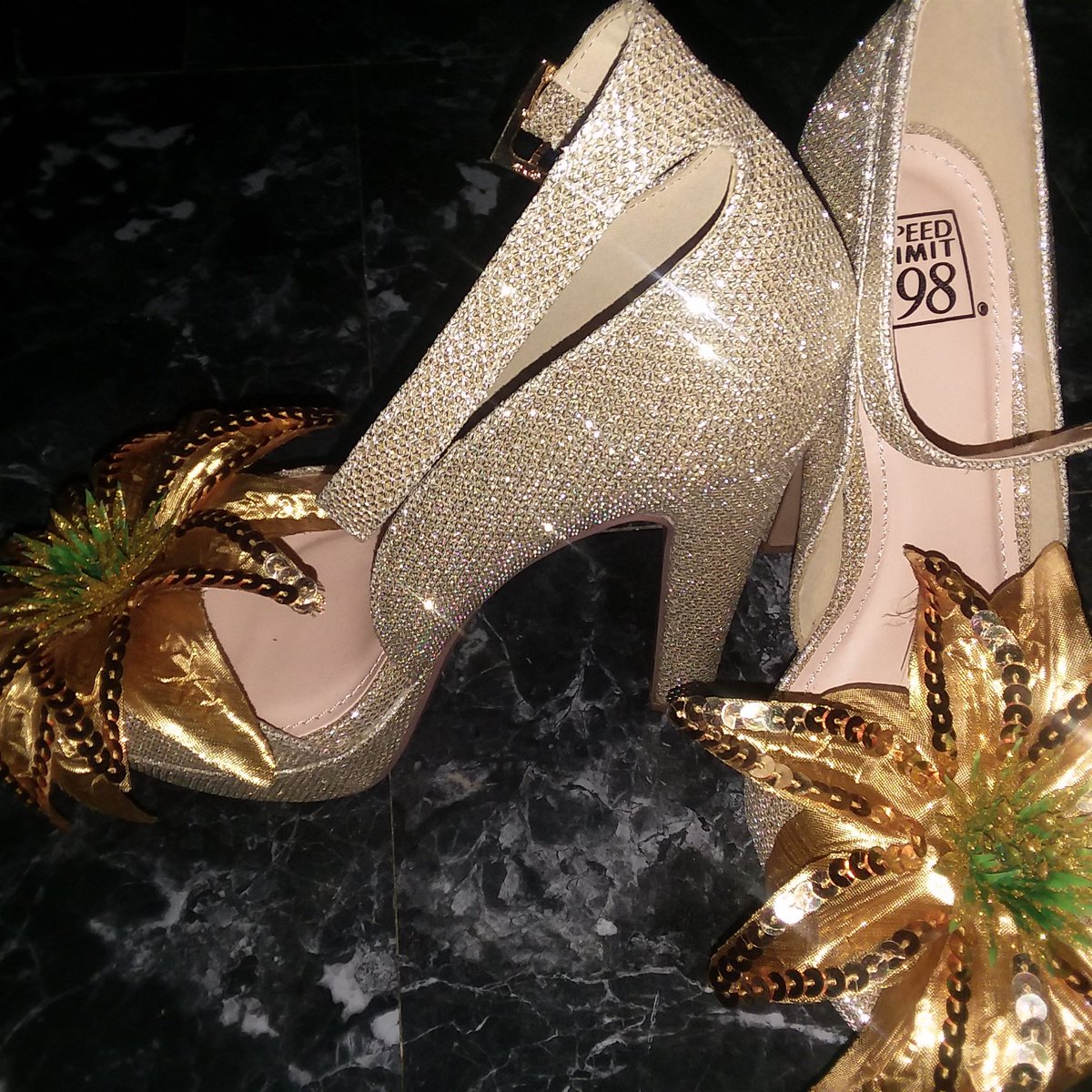Quayloveyup's tweet photo. Who wear these ? https://t.co/tZr0eoZGn4