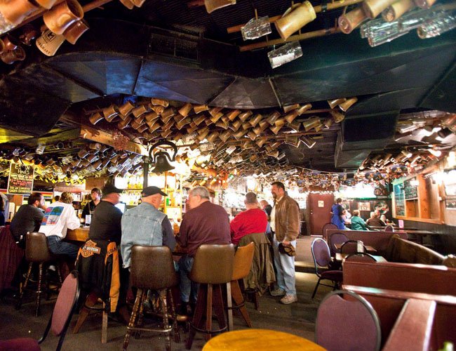 EssenMadison's tweet image. Shout out to @hopculturemag for the recent mention in their "beer travel guide" for Madison, WI. Prost!

hopculture.com/travel-guide-t…