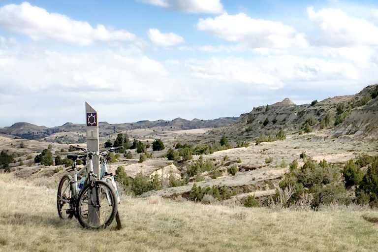 BTFLBadlandsND's tweet photo. What are your goals for adventure in 2018?  

Check out ours here:  https://t.co/Z7DwCVhUDW

#northdakota  #badlands  #hike #explore  #adventure 
 #visitNorthDakota #Montana #MaahDaahHey #beautifulbadlandsnd @MedoraND  @VisitWilliston #McKenzieCounty #BowmanCounty @ExperienceND https://t.co/Qg19EjBFDP