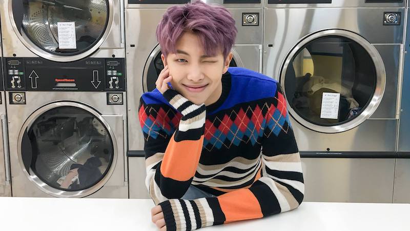 soompi's tweet photo. #BTS’s RM Talks About His Collaboration With Fall Out Boy
https://t.co/579aM2faCB https://t.co/LLJfIH0SaK
