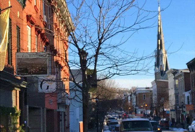 #HappyNewYear! There is always something to look forward to in the New Year if you’re in New York’s #HudsonValley. From #livemusic to #galleryopenings, and delicious food, start the new year off right with these fun activities! jmscollective.com/hudson-january… #HudsonNY