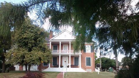 WHH_Grouseland's tweet photo. No bldg. except nation's capitol in Wash DC has been the governing place of so vast a territory. Please support the White House of the West. #prez9 #grouseland https://t.co/MPzvmvkhjm