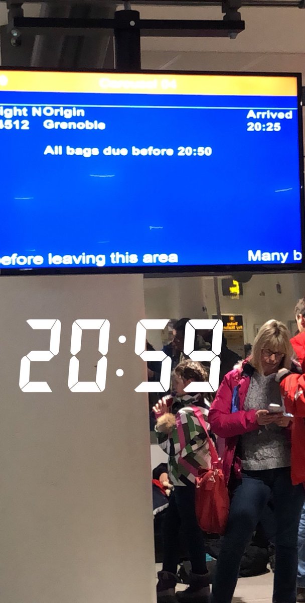Jamesmith1286's tweet photo. Glad to see you can tell the time. @manairport https://t.co/x5SX0GtS7f