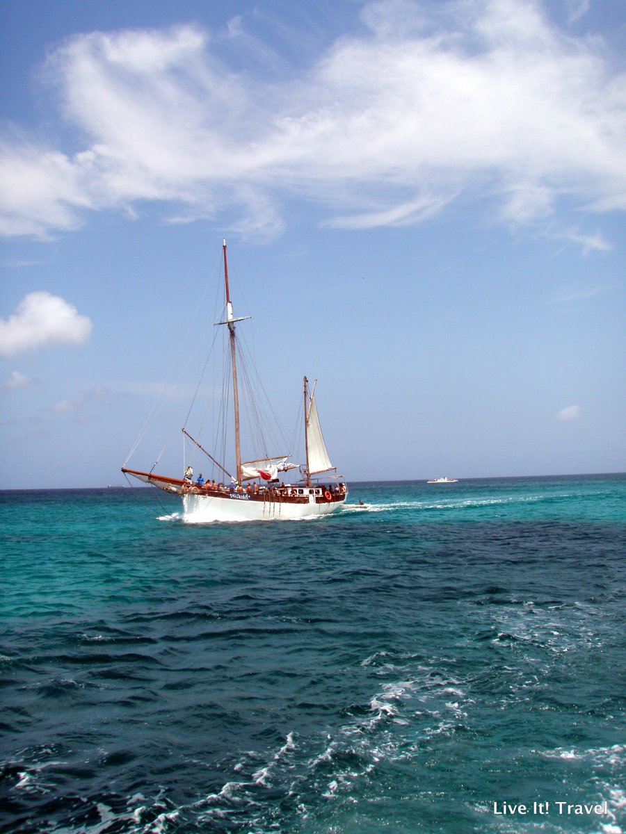 GoLiveItTravel's tweet photo. We'll be off to the beautiful island of @Aruba next week. Keep coming back for updates and photos of our adventures. #travel #vacation #useanagent #lovethecaribbean https://t.co/NKRngu75p6