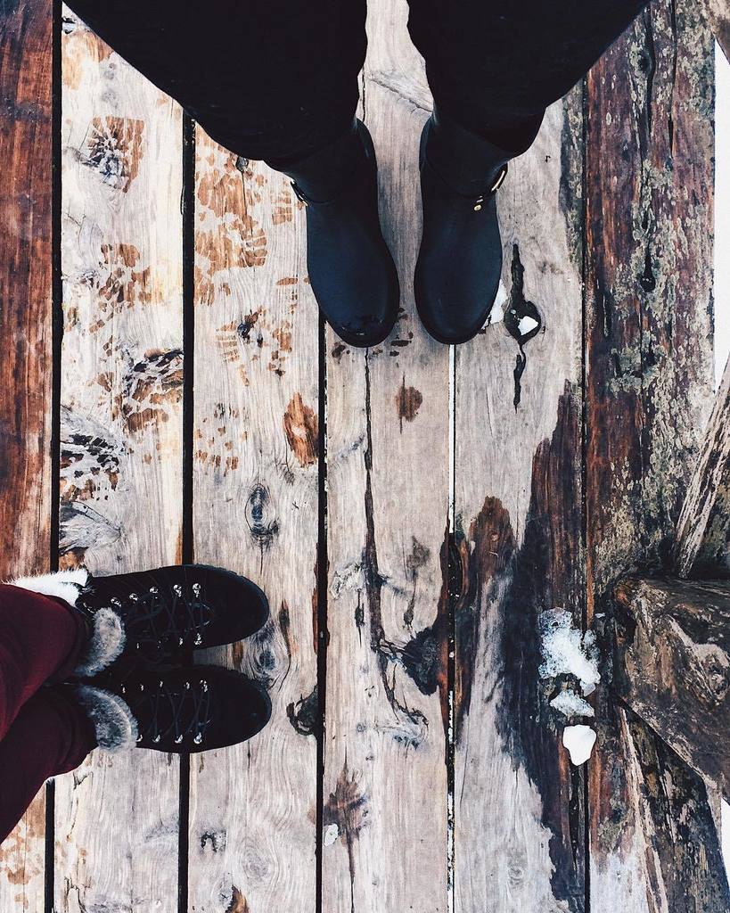 LauraHuerga's tweet photo. Si quieres hacer algo no te lo piensen dos veces. ❄️ .
.
.
#vscocam #seekingthestars #starlightfeatures #seamyphotos #underrated_shots #ftsilverseas #people #vscocamescreative #instashootmadrid #visualauthority #ftwotw #shoes #postthepeople #portrai… https://t.co/JARub0sFFo https://t.co/kYGOBB4wiS