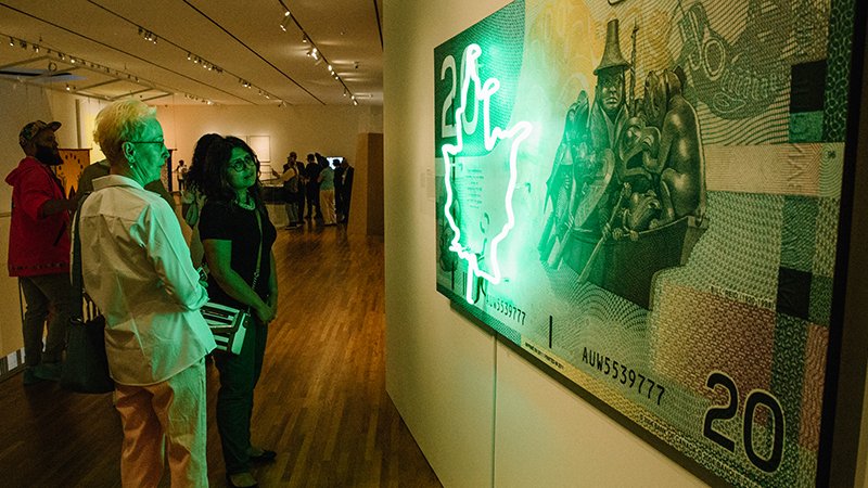 AgaKhanMuseum's tweet photo. On closing weekend of #HereCanada, enjoy an opportunity to meet award-winning artist Jamelie Hassan! During this FREE event, Hassan appears in conversation with Merray Gerges of Canadian Art, engaging with the exhibition in exciting new ways. Learn more: https://t.co/FmieYWHdvq https://t.co/Y5WHoaSYC6