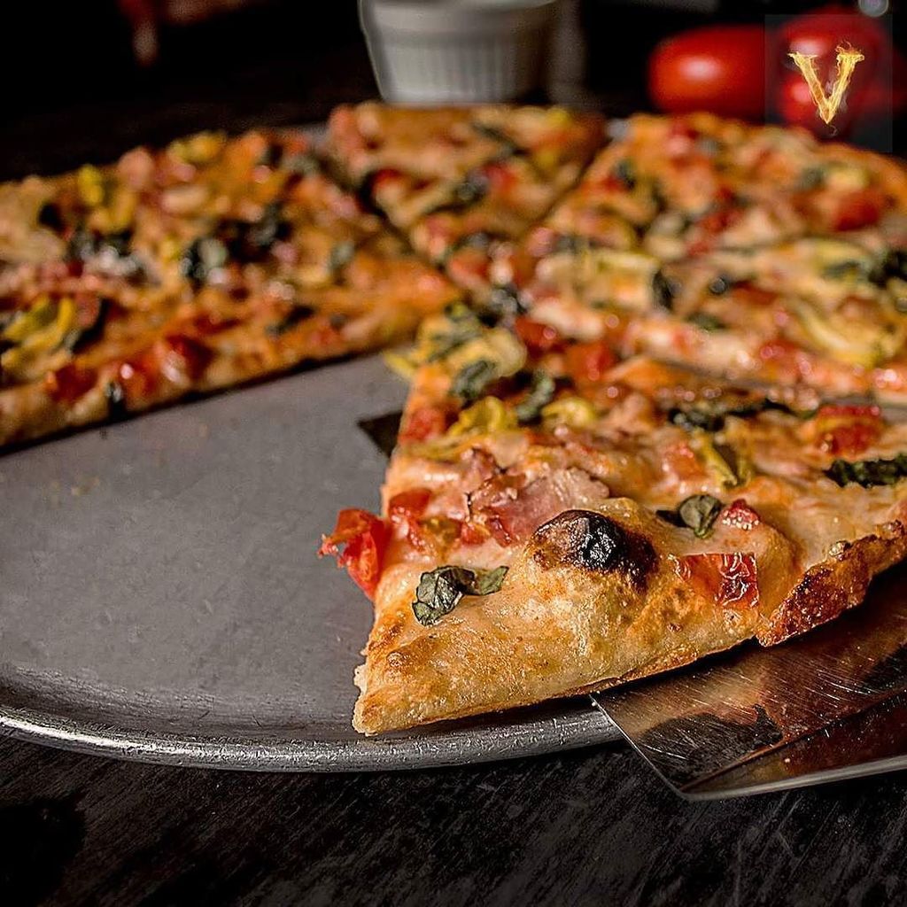 Ya es miércoles mitad de semana, que no se te pase el tiempo volando y ven a disfrutar de tu pizza favorita. 🍕🍕🍕🍕🍕🍕🍕🍕🍕🍕🍕🍕🍕🍕🕞🕖🕢😀😁😉😎🍕🍕🍕🍕🍕🍕 #MiercolesComoDebeSer ift.tt/2EPalZl