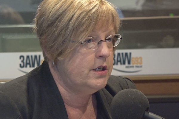 3AW693's tweet photo. ON AIR NOW: @LisanevilleMP says the courts have sent "a terrible message" to youth offenders, with the teen who kicked a police officer in the head given bail. https://t.co/HrtIwmi49P