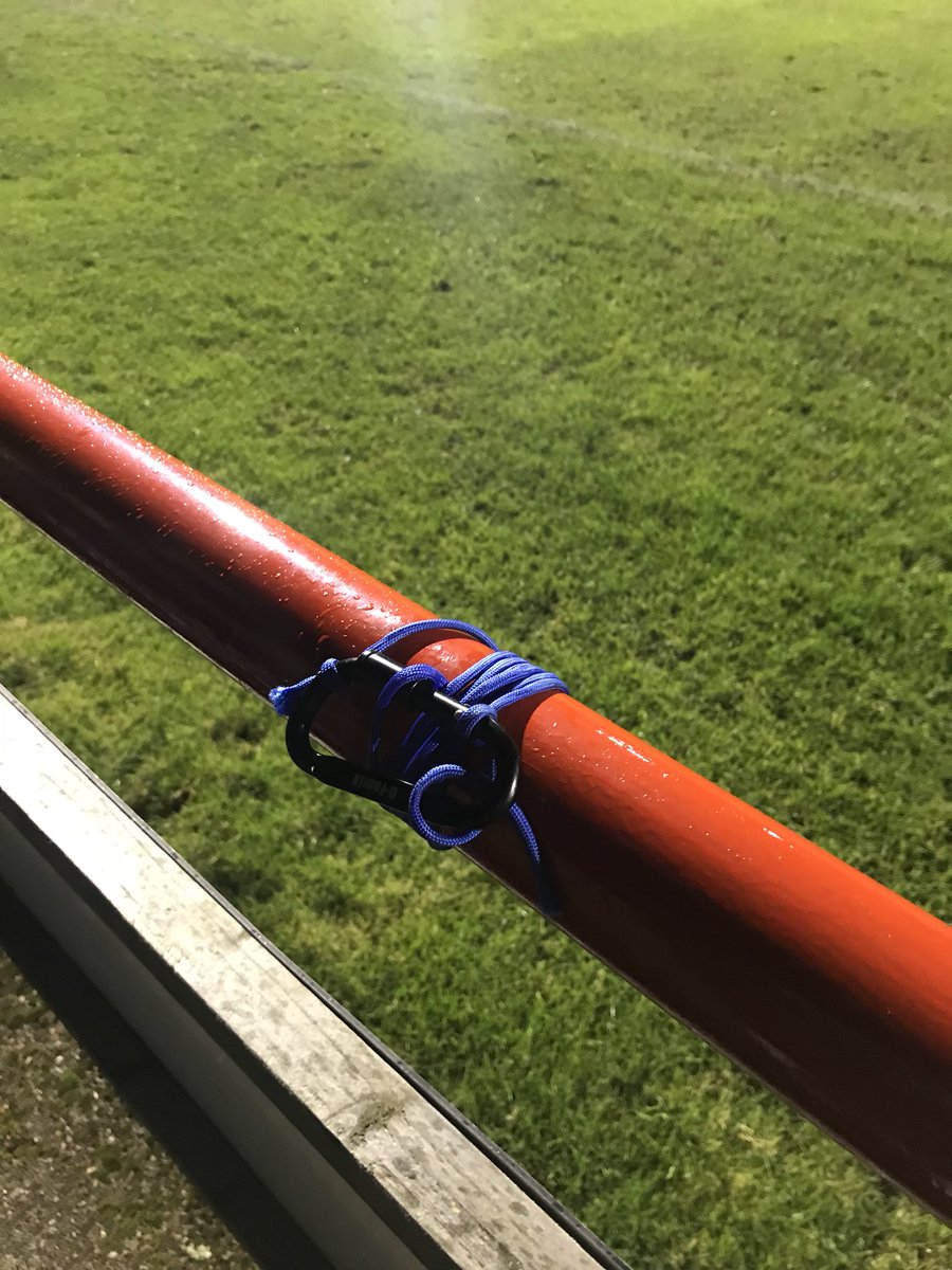 Grem1791's tweet photo. So the flag survived no @WhitleyBayFC derby games but at least we won! 🔵⚪️🔵⚪️ #RipFlag #ElClasicoast @CKEDWARDSCKO @Jcelino26 https://t.co/m8eD761qE3