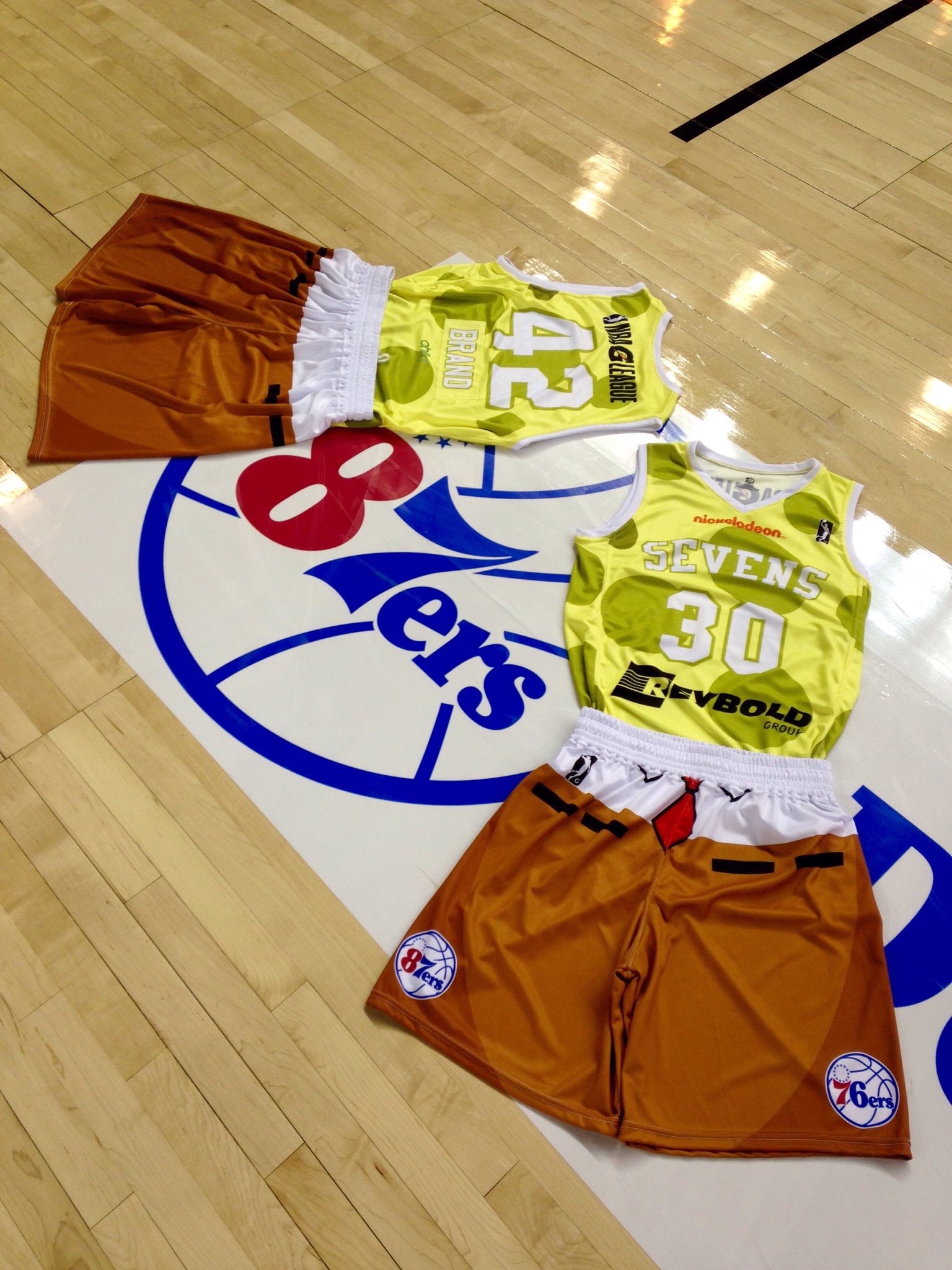 The Sixers' G-League team is wearing Spongebob uniforms for Nickelodeon  night 