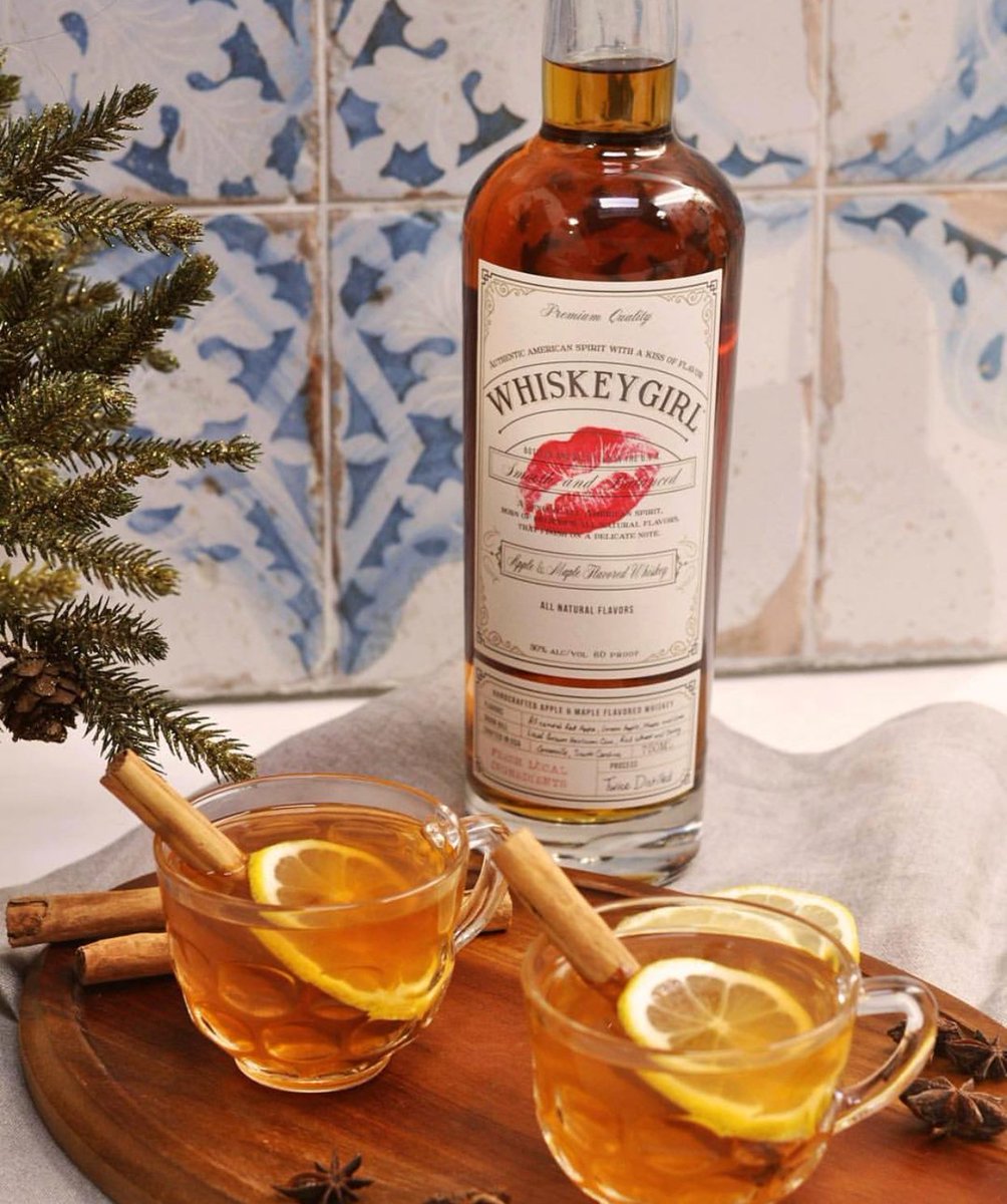 Make the most of this COLD weather with a WARM drink! Try the Carolina Apple Maple Toddy! Recipe here: bit.ly/2CmLvOP