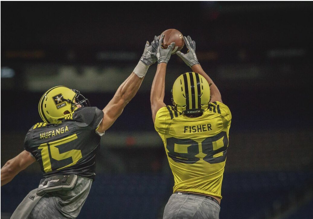adamfisherfb's tweet photo. Some pretty cool pics of practice this week @Rodrickfisher88 excited to see you tomorrow in SA and watch you play Saturday! https://t.co/c8eRhWSbH3