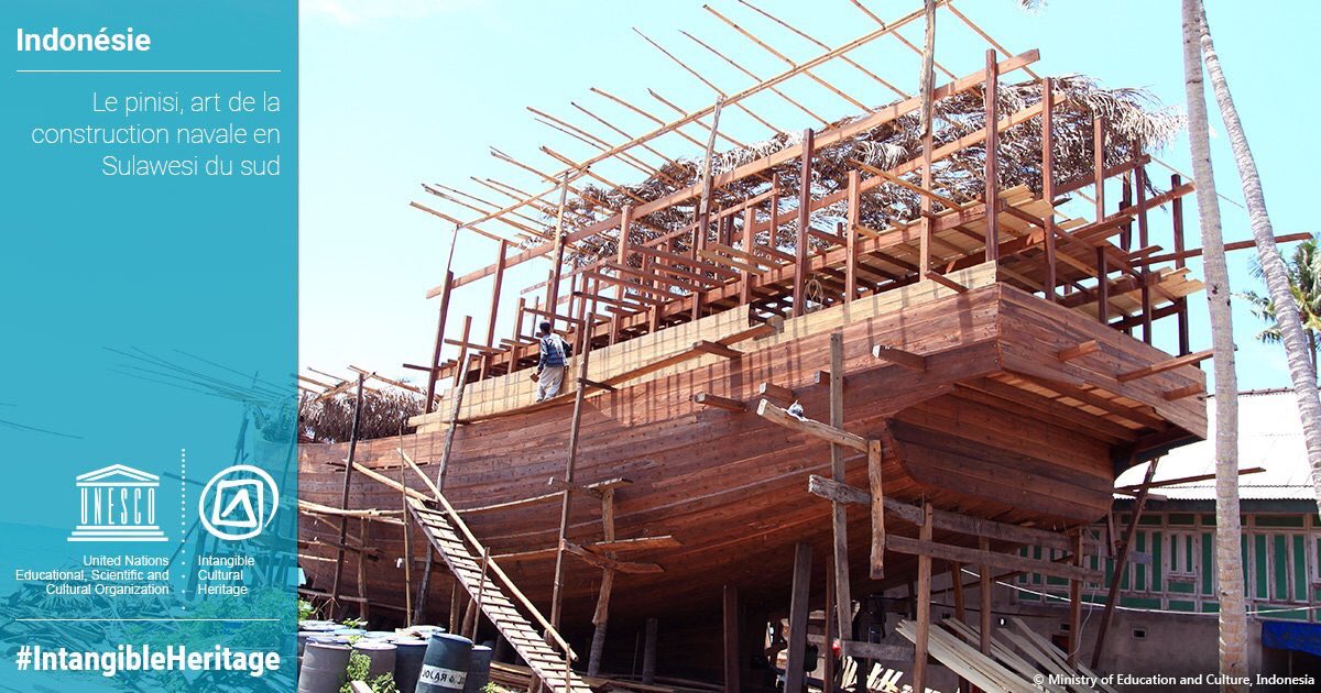 Portizen jangan gagal paham yah, bahwa pengakuan <a href="/UNESCO/">UNESCO 🏛️ #Education #Sciences #Culture 🇺🇳</a> kpd Phinisi sbg Warisan Budaya Tak Benda itu utk seni pembuatan kapalnya, sbg manifestasi kultural yang bernilai sosial &amp; ekonomi.

Baca ulasan <a href="/hey_louie/">Louie Buana (new account)</a> via <a href="/lontaraproject/">La Galigo Nusantara</a>: bit.ly/2qoIk7V
#Pelindo3 #BeyondPort