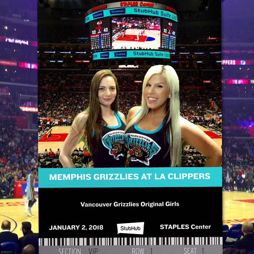 NicoleFastdraw's tweet image. Retro #vancouvergrizzlies girl in #LosAngeles at the @LAClippers vs @memgrizz @NBA #Basketball #Vancouver #2018goals 1st game since I was a youngin