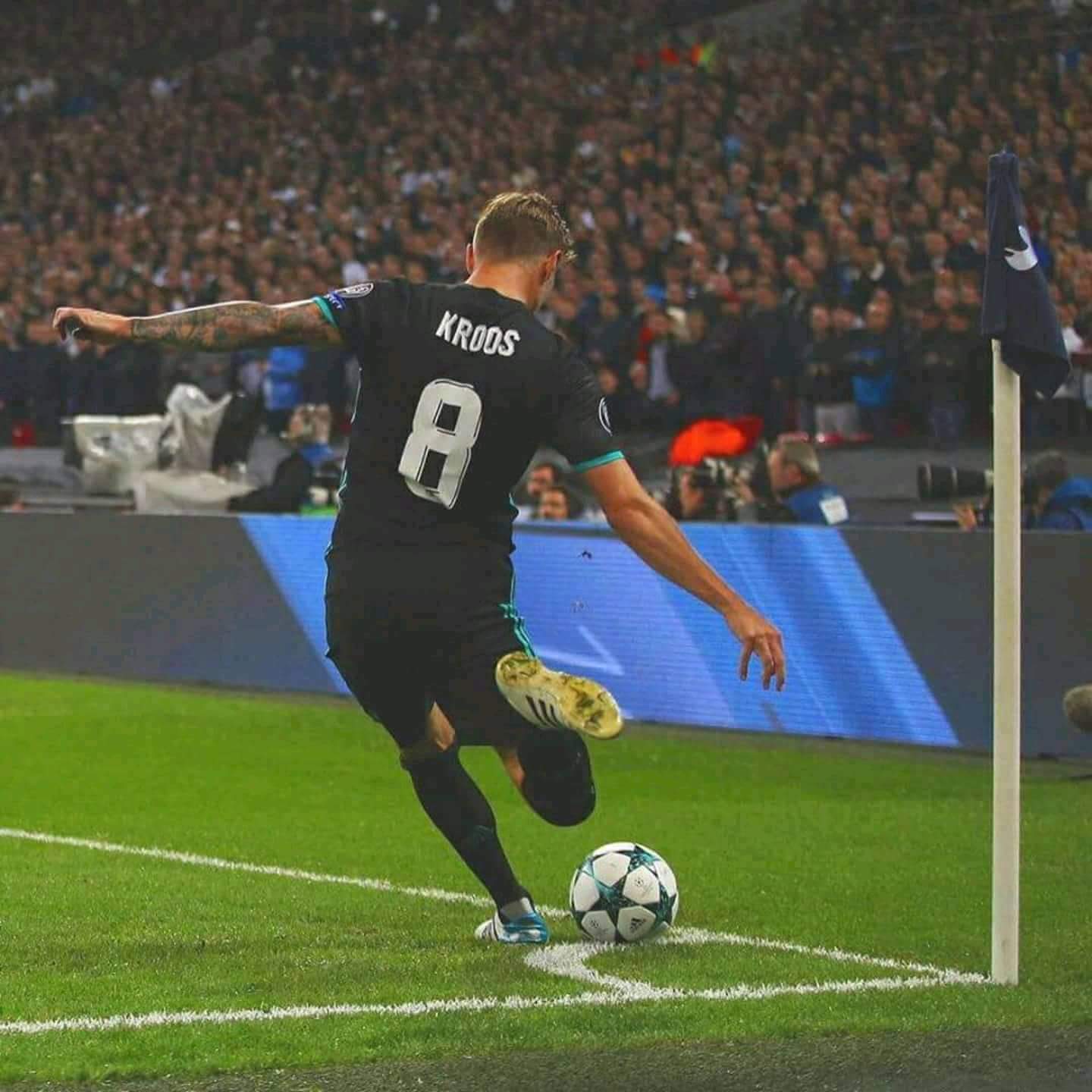 Happy birthday Toni Kroos.    