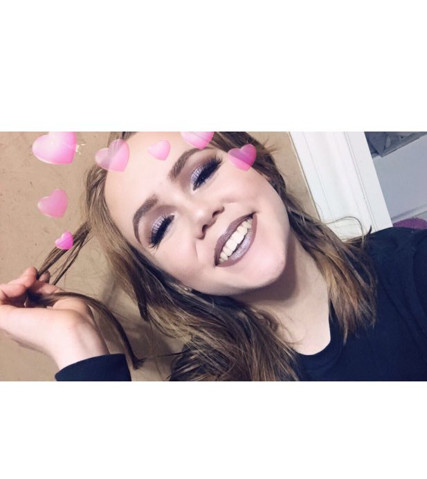 ArmbrusterApril's tweet photo. oh hey there, just wanted to update y'all that I will be serving in the United States Navy for 4 years as of no, but maybe longer if I love what my job is. That's why I have been ghosting. But i am back. https://t.co/8xnpdS79Dr