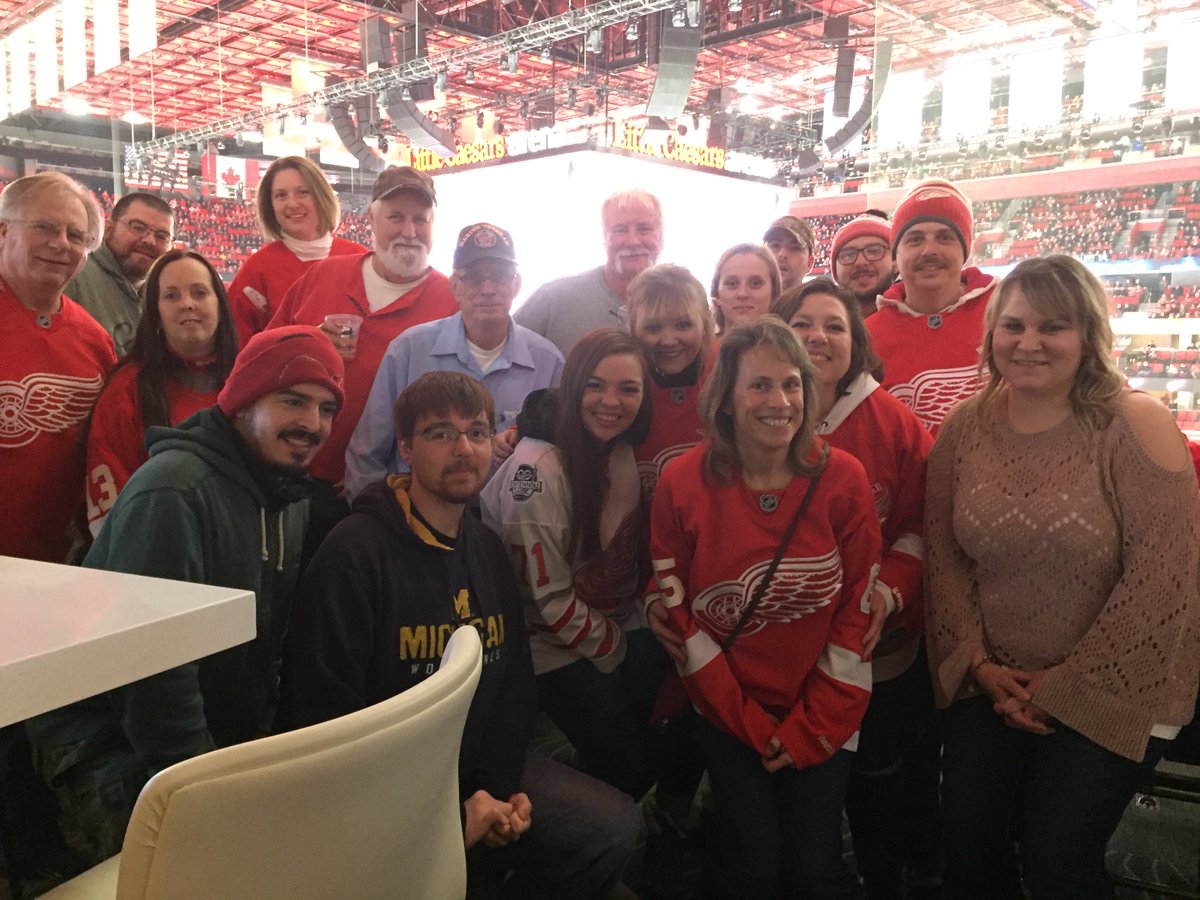 DetroitRedWings's tweet photo. Welcome Amy and friends! Amy and her crew are checking out tonight's game while living the suite life courtesy, @DunhamsSports! #LGRW https://t.co/OoV0VGBAkZ