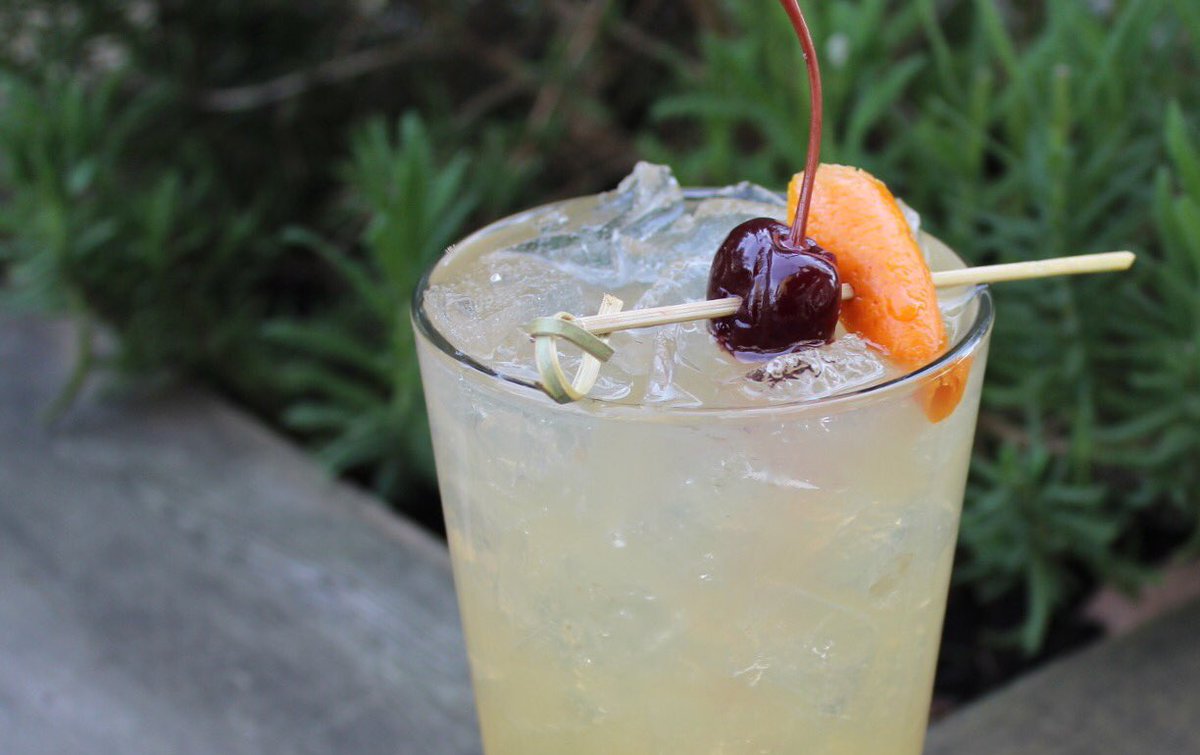 Verde Cocina (@verdecocina) on Twitter photo Our drink of the week: “the Fizzy Mel,” made with Peach Fizzy Wine from Hi-Wheel <a href="/hiwheelwines/">Hi-Wheel Fizzy Wine</a> paired with fresh squeezed lemon juice, El Dorado 5 yr Rum, and orgeat (almond simple syrup). Muy refreshing! #happyhour #pdxhappyhour #eaterpdx #pdxdrinks #thirsty #imbibe #pdxnow Our drink of the week: “the Fizzy Mel,” made with Peach Fizzy Wine from Hi-Wheel <a href="/hiwheelwines/">Hi-Wheel Fizzy Wine</a> paired with fresh squeezed lemon juice, El Dorado 5 yr Rum, and orgeat (almond simple syrup). Muy refreshing! #happyhour #pdxhappyhour #eaterpdx #pdxdrinks #thirsty #imbibe #pdxnow