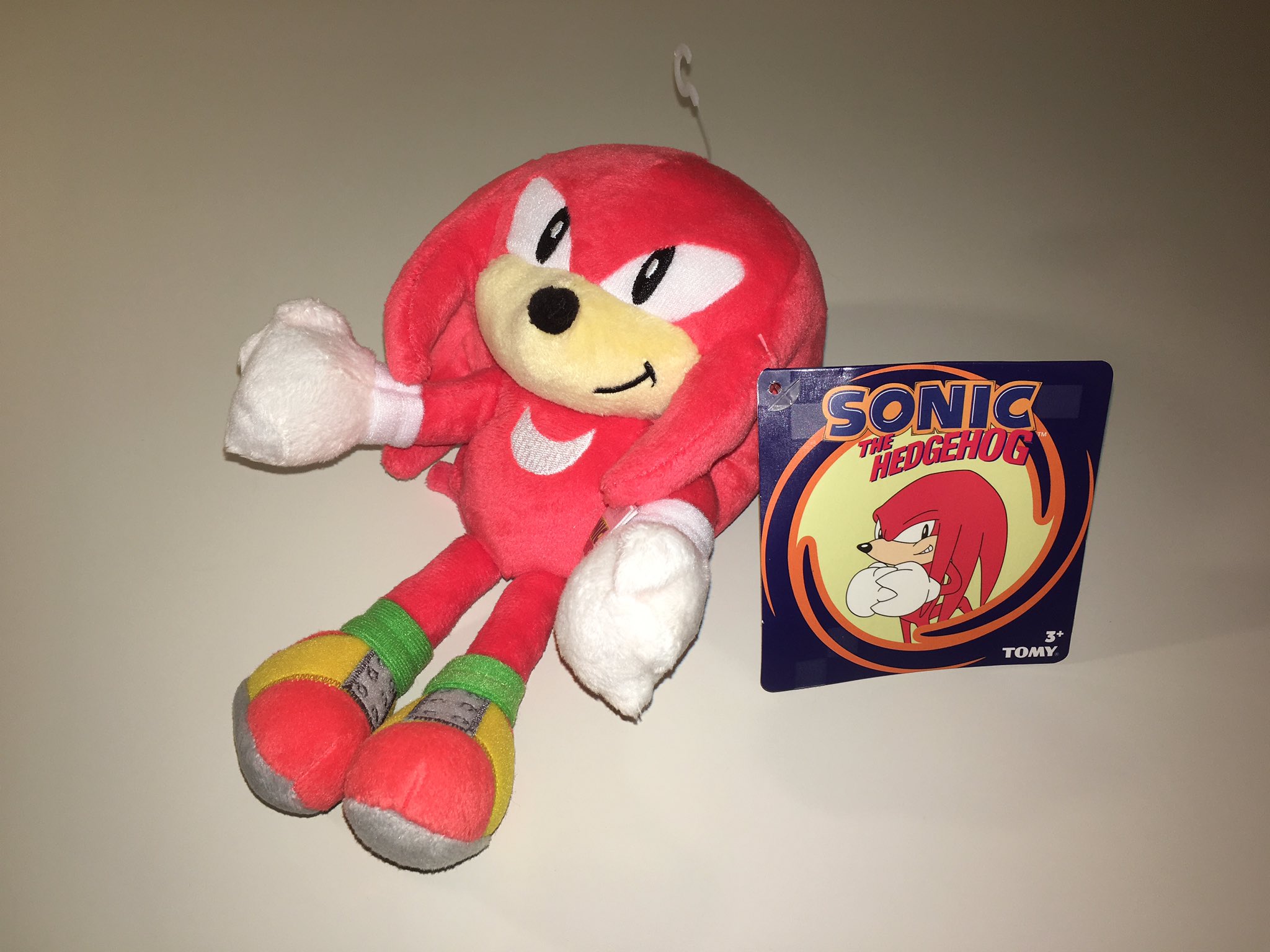 classic knuckles plush tomy
