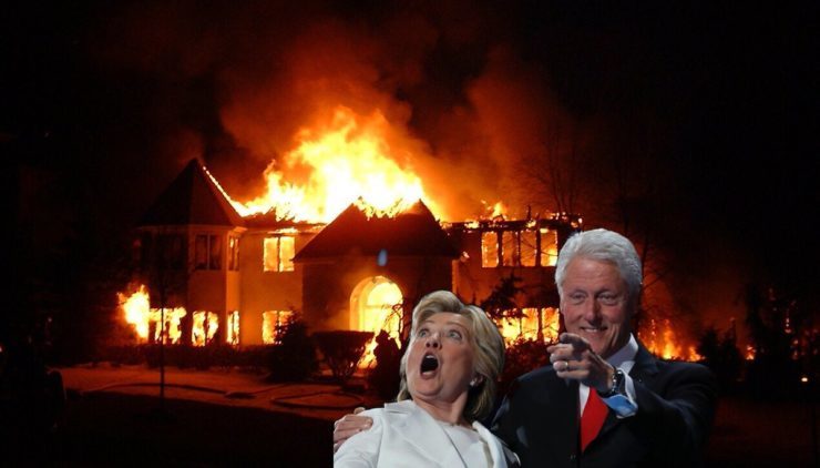 What documents were the Clinton's burning that caused fire in Chappaqua?